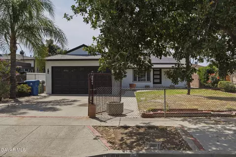 9841 Stanwin Ave, Arleta, CA 91331