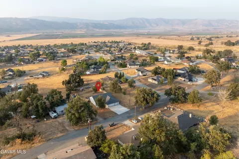 View/Area - 17841 Hambletonian Dr, Tehachapi, CA 93561 photo 1 of 6