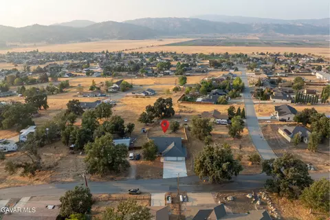 View/Area - 17841 Hambletonian Dr, Tehachapi, CA 93561 photo 2 of 6