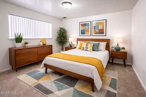 Bedroom - 44226 2nd St, Lancaster, CA 93535 photo 5 of 6