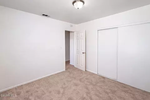 Bedroom - 44226 2nd St, Lancaster, CA 93535 photo 2 of 6