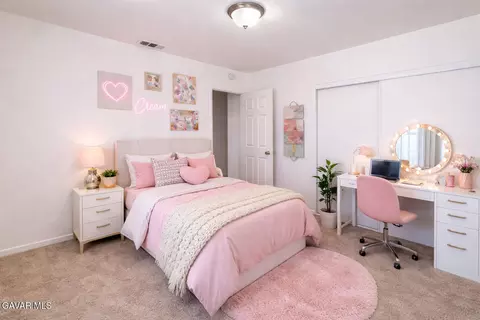 Bedroom - 44226 2nd St, Lancaster, CA 93535 photo 1 of 6