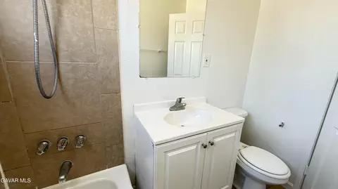 Bath - 44226 2nd St, Lancaster, CA 93535 photo 2 of 2