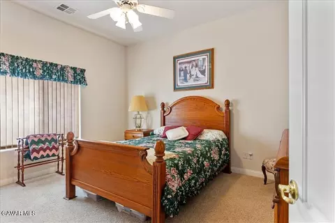 Bedroom - 26450 Cumberland Rd, Tehachapi, CA 93561 photo 3 of 7