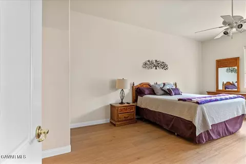 Bedroom - 26450 Cumberland Rd, Tehachapi, CA 93561 photo 5 of 7