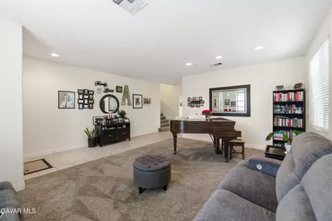 44663 Ruthron Ave, Lancaster, CA 93536 photo 8