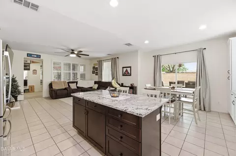 44663 Ruthron Ave, Lancaster, CA 93536 photo 11