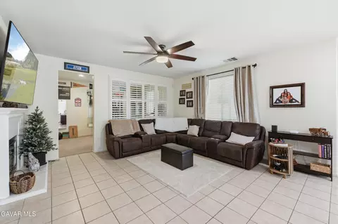 44663 Ruthron Ave, Lancaster, CA 93536 photo 17