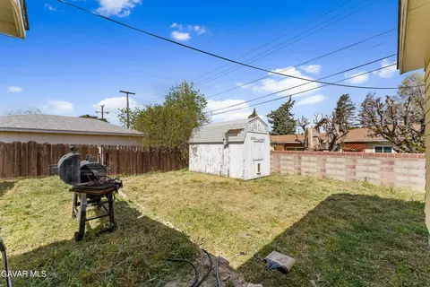 107 Brentwood Dr, Tehachapi, CA 93561 photo 21