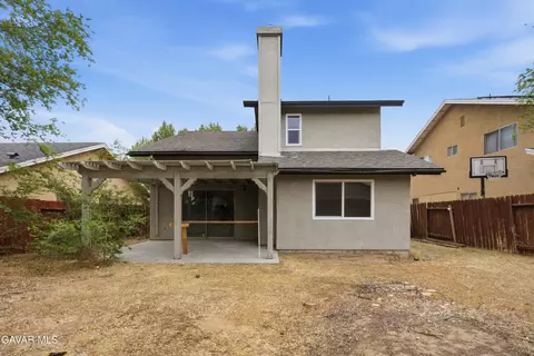 Exterior - 44933 E 17th St, Lancaster, CA 93535 photo 5 of 5
