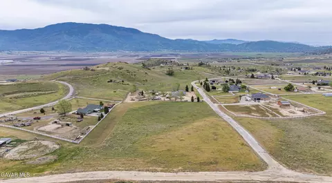Harness Drive, Tehachapi, CA 93561 photo 7
