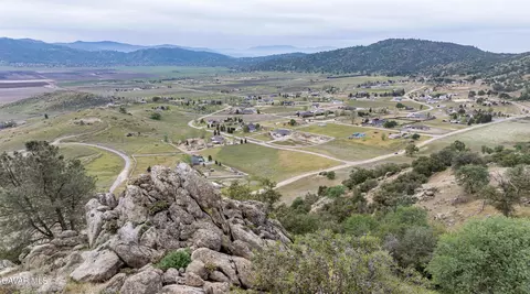 Harness Drive, Tehachapi, CA 93561 photo 11