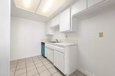 1822 Park Circle Dr, Lancaster, CA 93535 photo 6