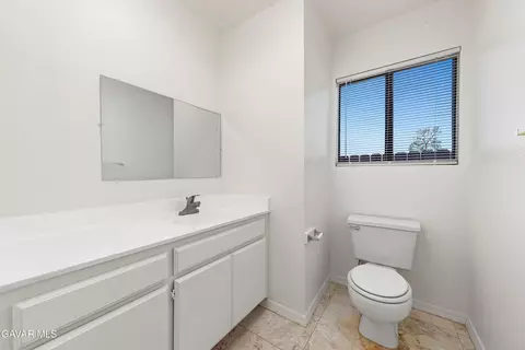 1822 Park Circle Dr, Lancaster, CA 93535 photo 9