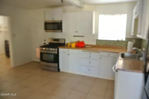 Kitchen - 42435 45th St, Lancaster, CA 93536 photo 2 of 2