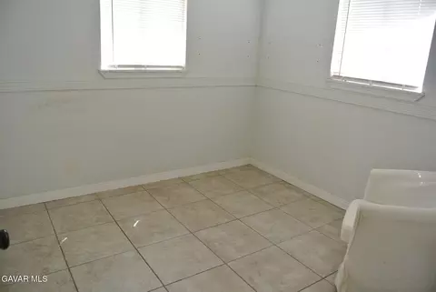 Bedroom - 42435 45th St, Lancaster, CA 93536 photo 1 of 2