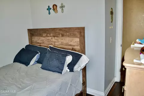 Bedroom - 4639 Wrightwood Way, Palmdale, CA 93552 photo 2 of 10