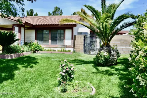 Exterior - 4639 Wrightwood Way, Palmdale, CA 93552 photo 1 of 10