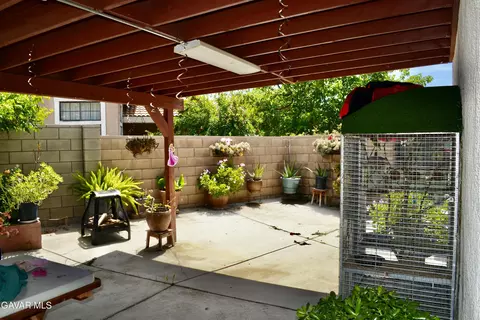 Exterior - 4639 Wrightwood Way, Palmdale, CA 93552 photo 2 of 10