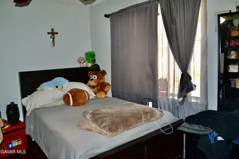 Bedroom - 4639 Wrightwood Way, Palmdale, CA 93552 photo 4 of 10