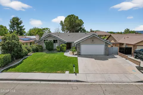 2112 Avenue J12 W, Lancaster, CA 93536
