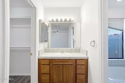 Bath - 39005 E 161st St, Lake Los Angeles, CA 93591 photo 1 of 3