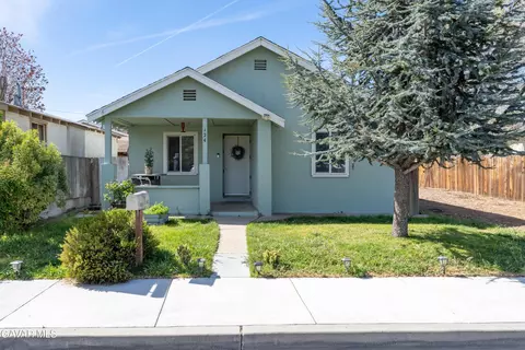 124 I St E, Tehachapi, CA 93561