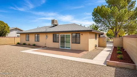 Exterior - 45409 Rodin Ave, Lancaster, CA 93535 photo 2 of 2