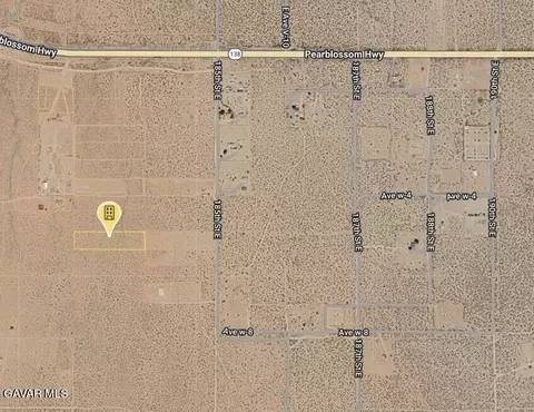 183 Rd St E Avenue W5, Llano, CA 93544