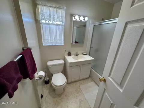 Bath - 38820 Juniper Tree Rd, Palmdale, CA 93551 photo 3 of 9