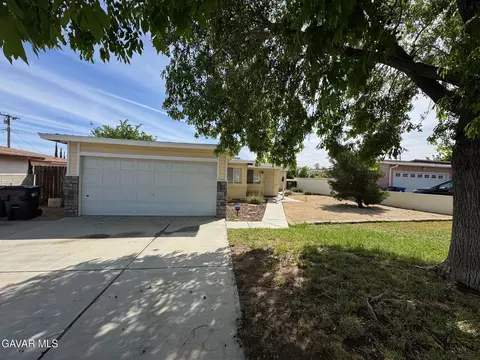 Exterior - 38820 Juniper Tree Rd, Palmdale, CA 93551 photo 3 of 6