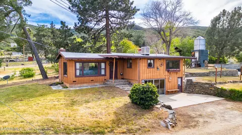 40145 98th St, Leona Valley, CA 93551