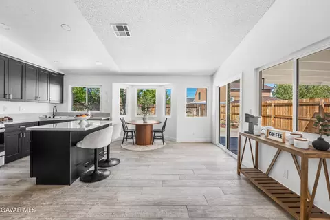 3839 Eclipse Dr, Palmdale, CA 93550 photo 11