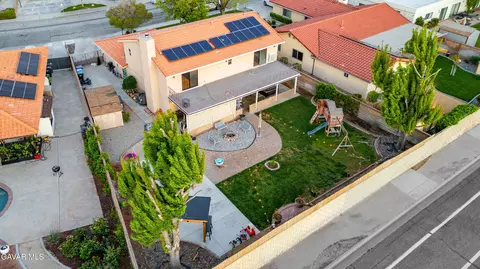 View/Area - 42911 Normandy Ln, Lancaster, CA 93536 photo 4 of 5