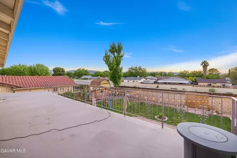 Exterior - 42911 Normandy Ln, Lancaster, CA 93536 photo 12 of 14