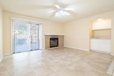 37255 E 28th St, Palmdale, CA 93550 photo 9