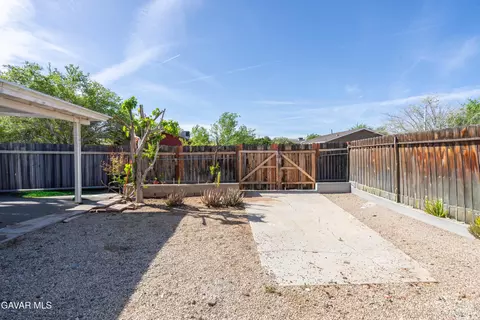37255 E 28th St, Palmdale, CA 93550 photo 5