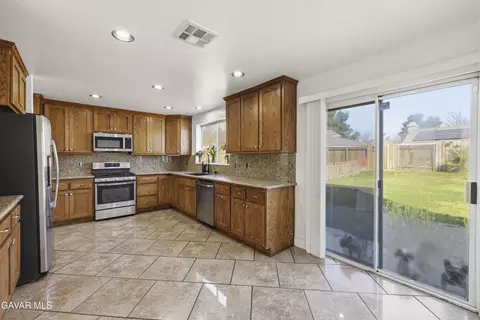3019 Hildreth Ct, Lancaster, CA 93535 photo 12