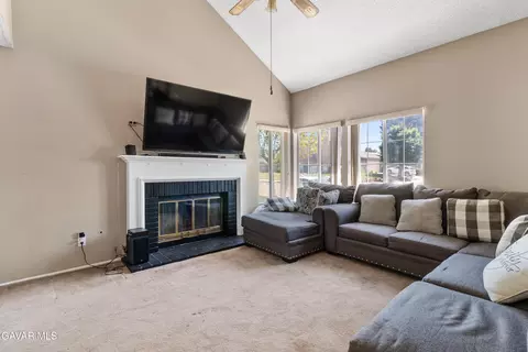2123 Avenue R12 E, Palmdale, CA 93550 photo 4