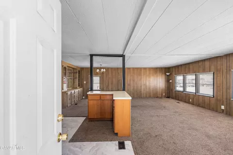 Living - 2121 Nadeau St #SPC C1, Mojave, CA 93501 photo 1 of 10
