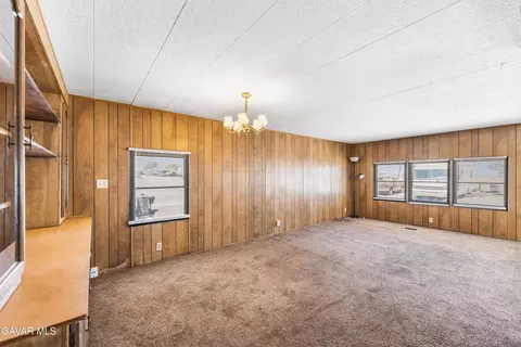 Living - 2121 Nadeau St #SPC C1, Mojave, CA 93501 photo 9 of 10