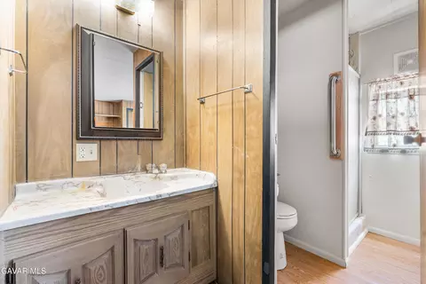 Bath - 2121 Nadeau St #SPC C1, Mojave, CA 93501 photo 1 of 2