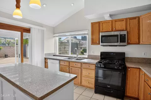 5604 Bloomfield St, Simi Valley, CA 93063 photo 14