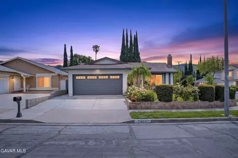 5604 Bloomfield St, Simi Valley, CA 93063 photo 2