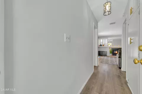 Entry Way - 44141 Date Ave, Lancaster, CA 93534 photo 1 of 3