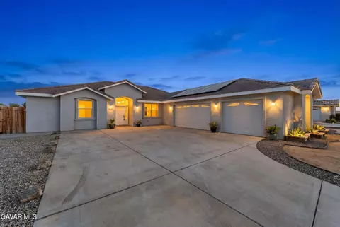 21921 Calhoun Dr, California City, CA 93505