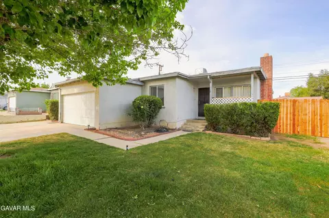 44265 Foxton Ave, Lancaster, CA 93535