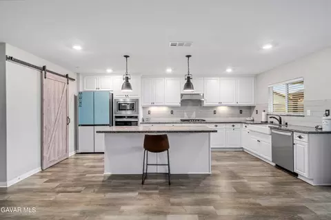 Kitchen - 44451 W 63rd St, Lancaster, CA 93536 photo 1 of 4