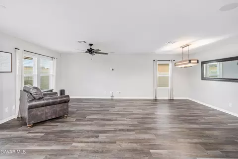 Living - 44451 W 63rd St, Lancaster, CA 93536 photo 2 of 2