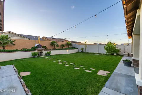 Exterior - 44451 W 63rd St, Lancaster, CA 93536 photo 15 of 22